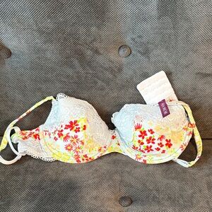 Adore Me Floral Lace Balconette Bra 32 DDD